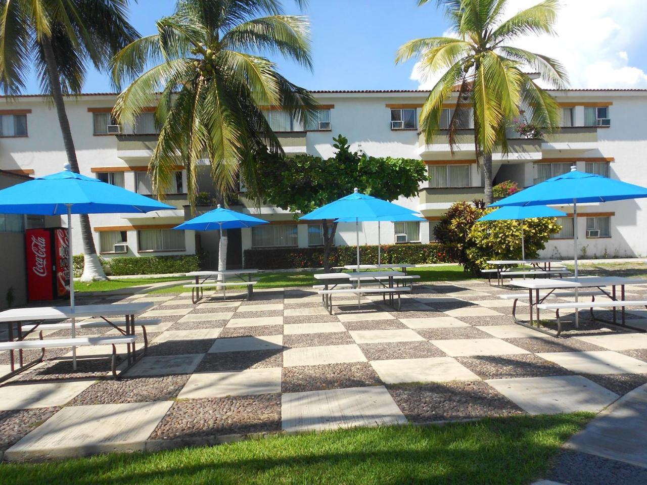 Suites Las Palmas Hotel Y Villas Manzanillo Bagian luar foto