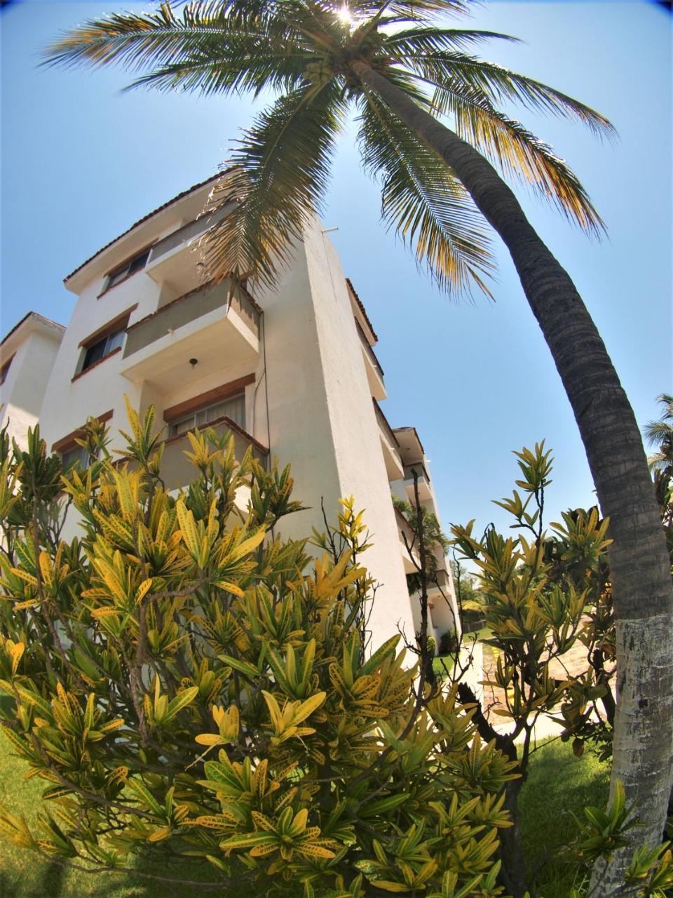 Suites Las Palmas Hotel Y Villas Manzanillo Bagian luar foto